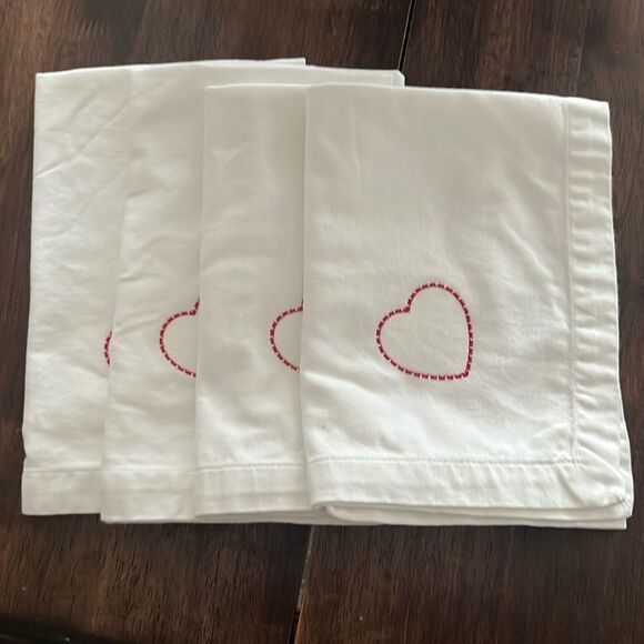 White Upcycled Square Napkins with Border Custom Home Heart Embroidery Set of 4 - Picture 1 of 4